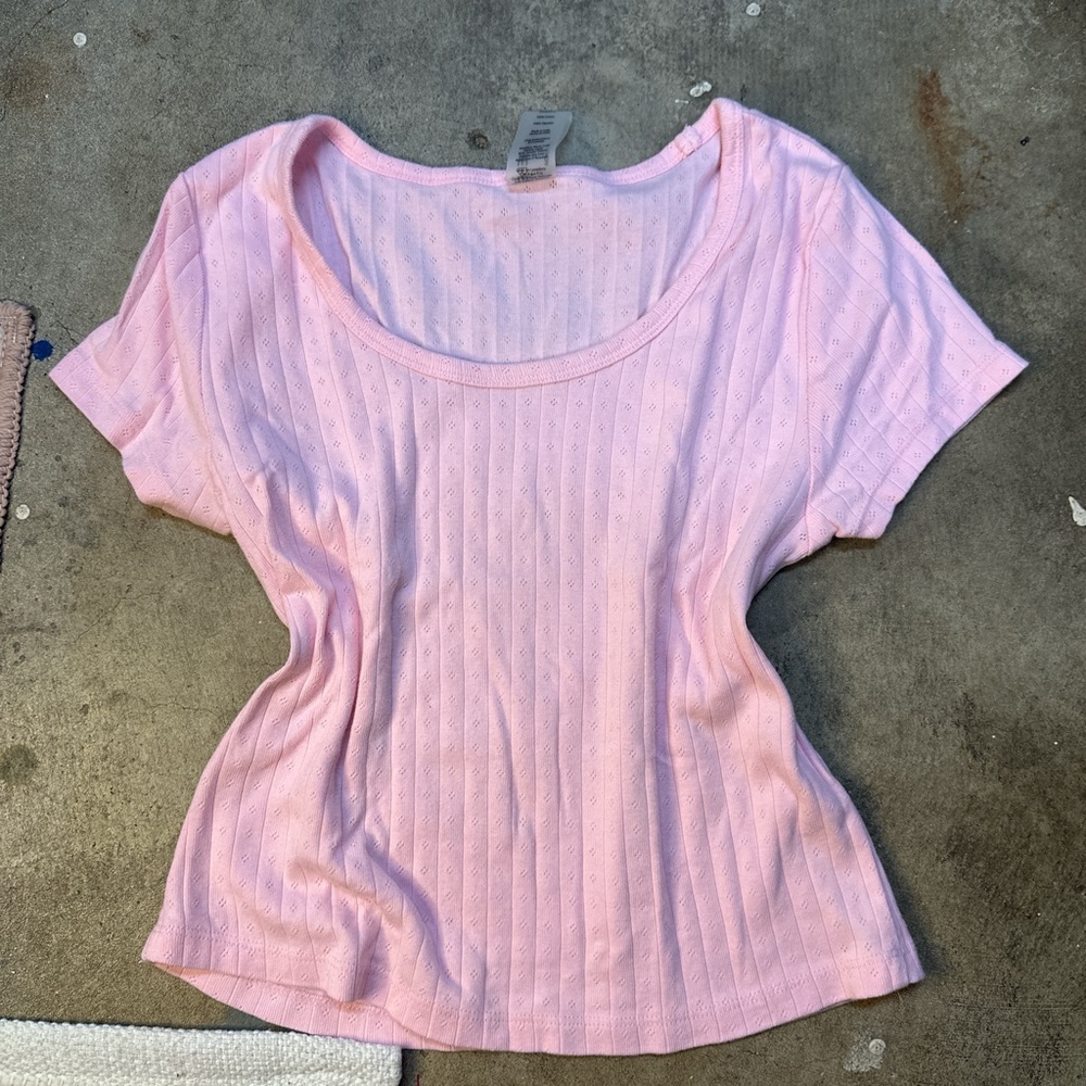 Pink tops bundle - Picture 3 of 3